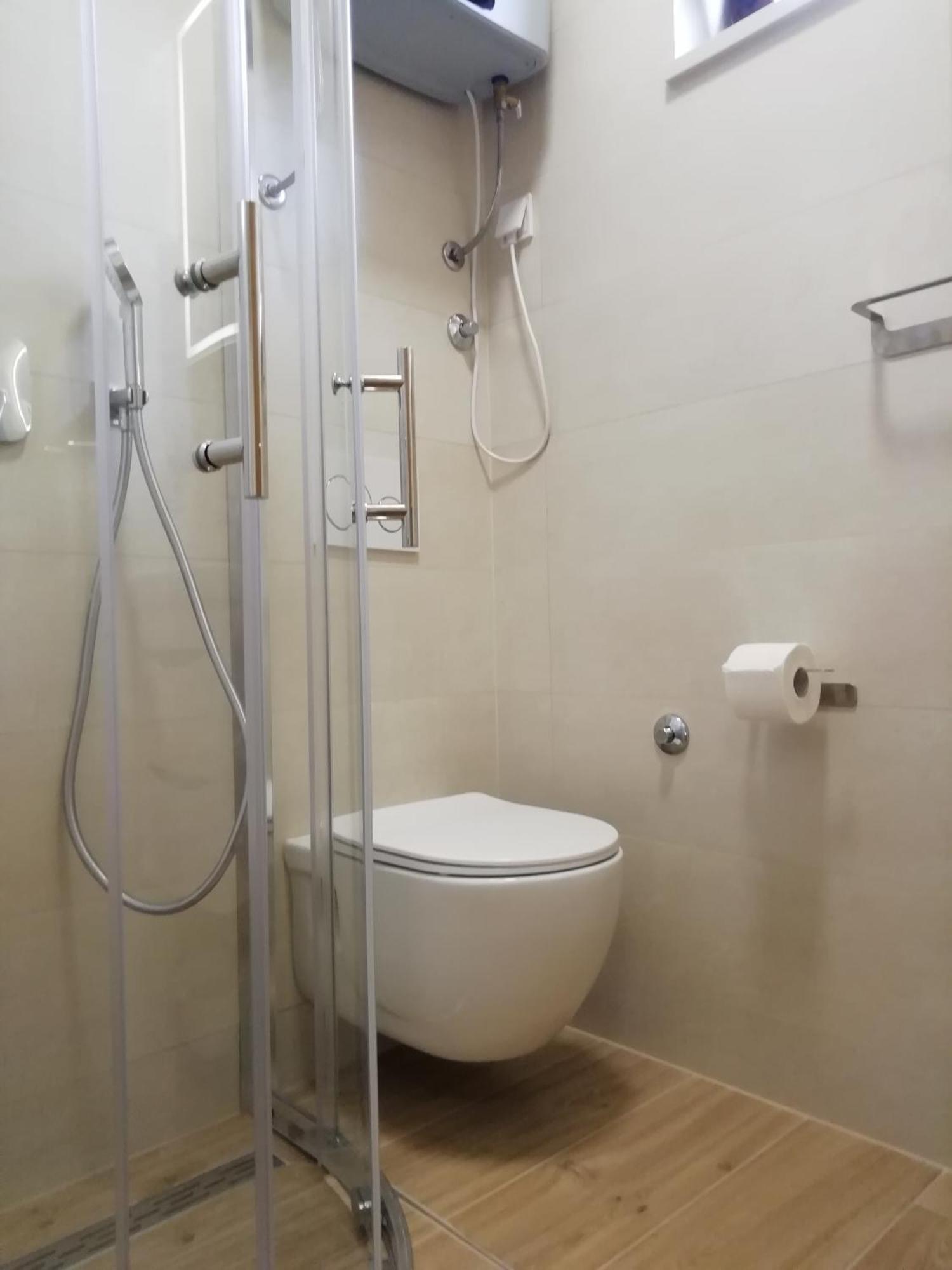 Apartments Valentina-B Nin Εξωτερικό φωτογραφία