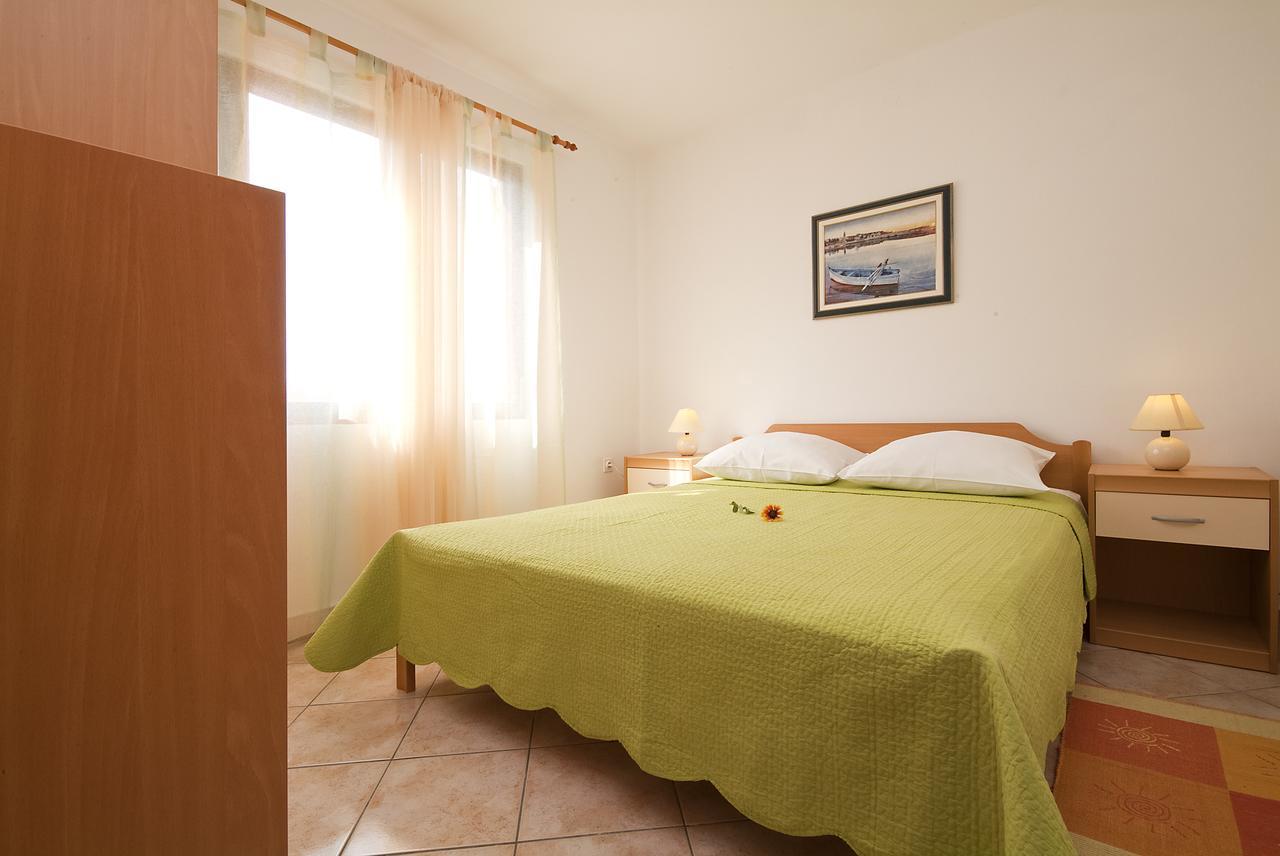 Apartments Valentina-B Nin Εξωτερικό φωτογραφία