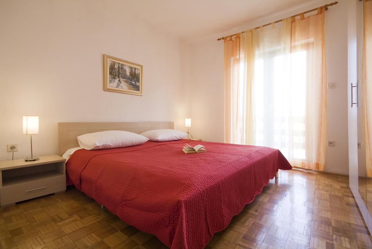 Apartments Valentina-B Nin Εξωτερικό φωτογραφία